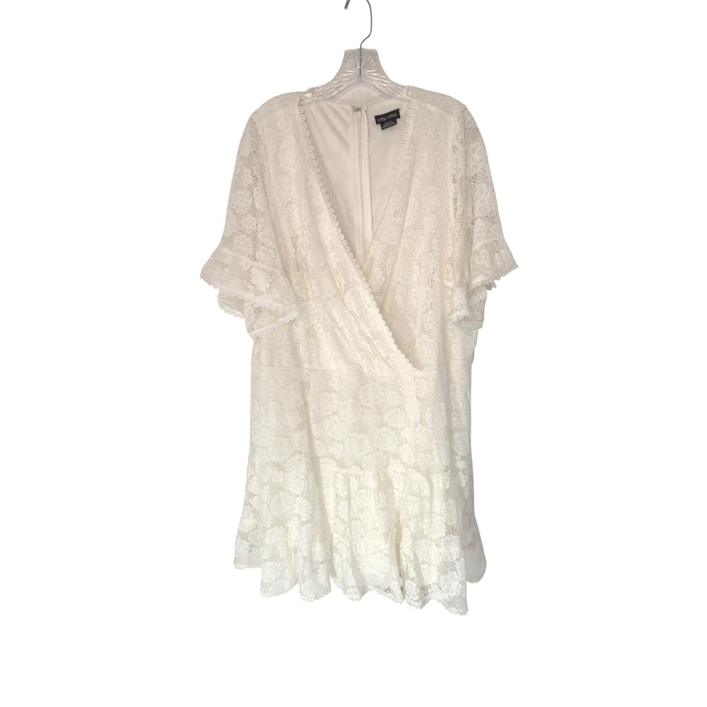 City Chic Sweet Lace Mini Dress White V-Neck Flutter Sleeve Faux Wrap Size 22